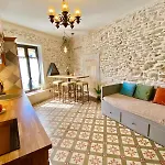 La Maison Des Templiers ~ Ostal Medieval ~ Logis Enchantes شقة قرقشونه