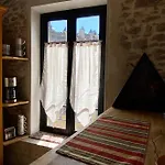 La Maison Des Templiers ~ Ostal Medieval ~ Logis Enchantes شقة