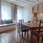 La Maison Des Templiers ~ Ostal Medieval ~ Logis Enchantes قرقشونه