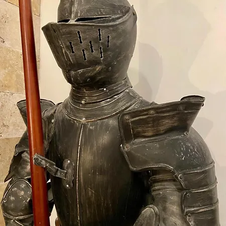 La Maison Des Templiers ~ Ostal Medieval ~ Logis Enchantes Carcassonne