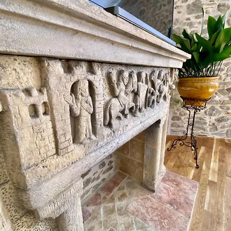 La Maison Des Templiers ~ Ostal Medieval ~ Logis Enchantes Апартаменты *