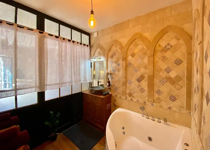 La Maison Des Templiers ~ Ostal Medieval ~ Logis Enchantes * Carcassone