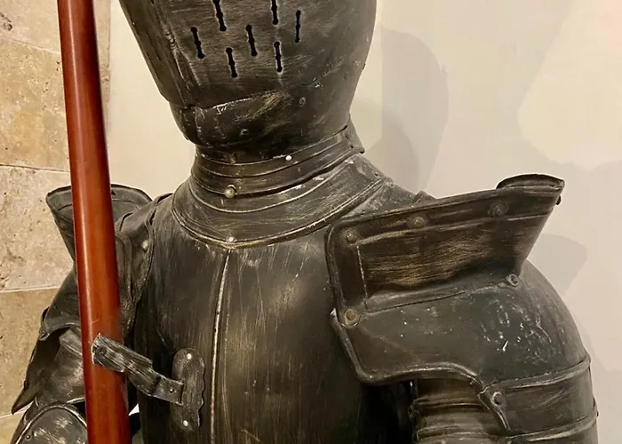 La Maison Des Templiers ~ Ostal Medieval ~ Logis Enchantes Carcassonne