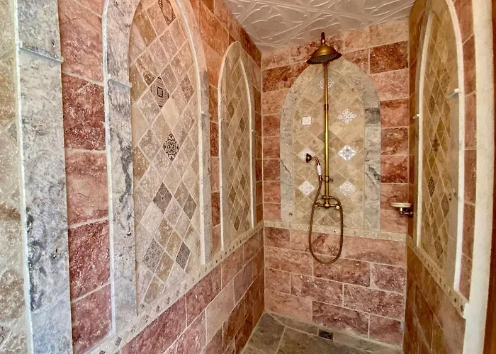La Maison Des Templiers ~ Ostal Medieval ~ Logis Enchantes Carcassone