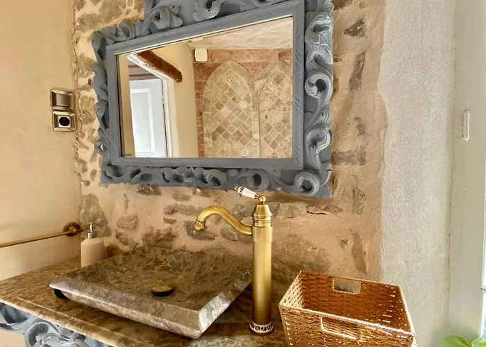 La Maison Des Templiers ~ Ostal Medieval ~ Logis Enchantes Carcassone